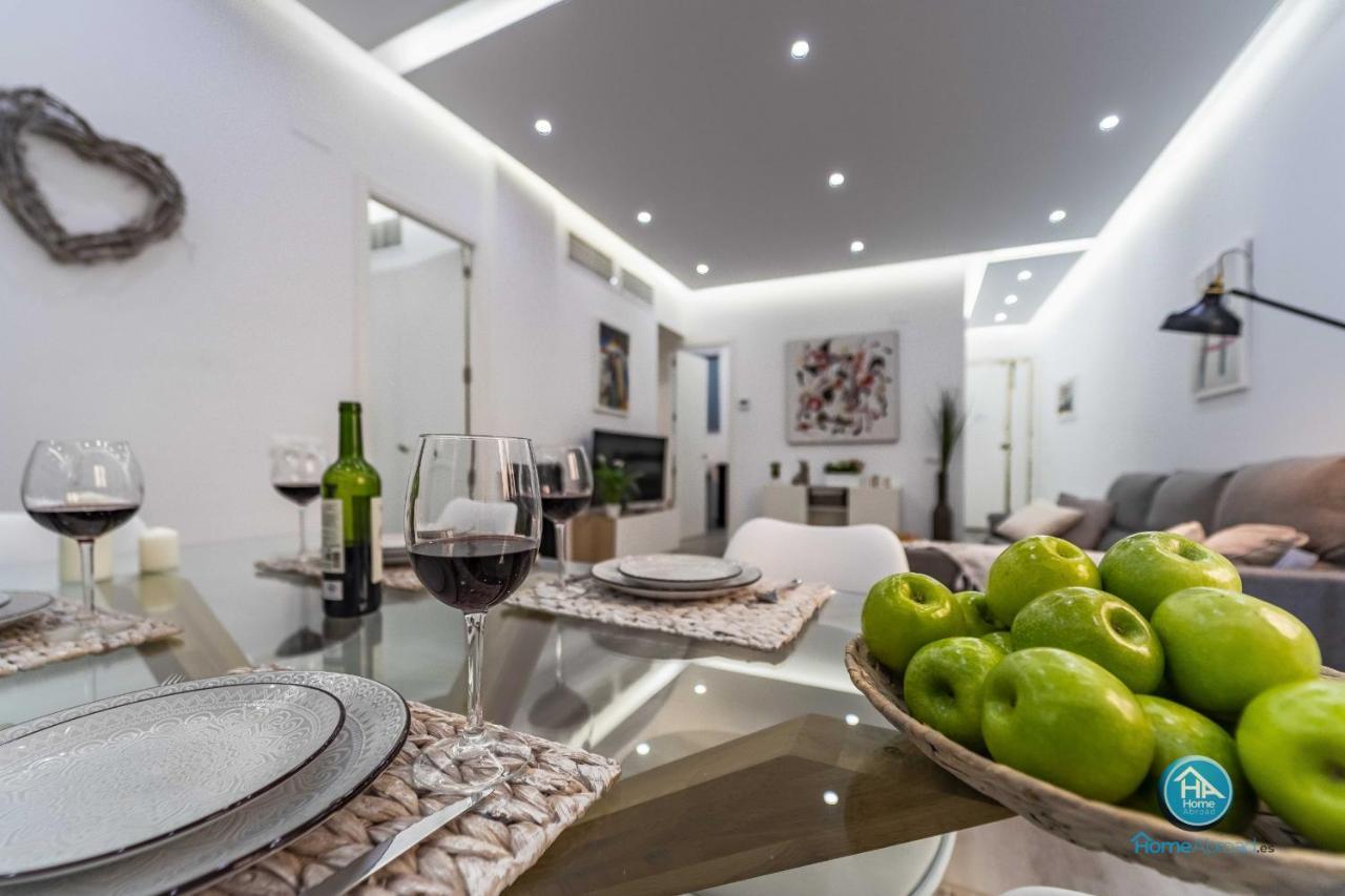 Modern Boutique Stay In The Heart Of 마드리드 외부 사진